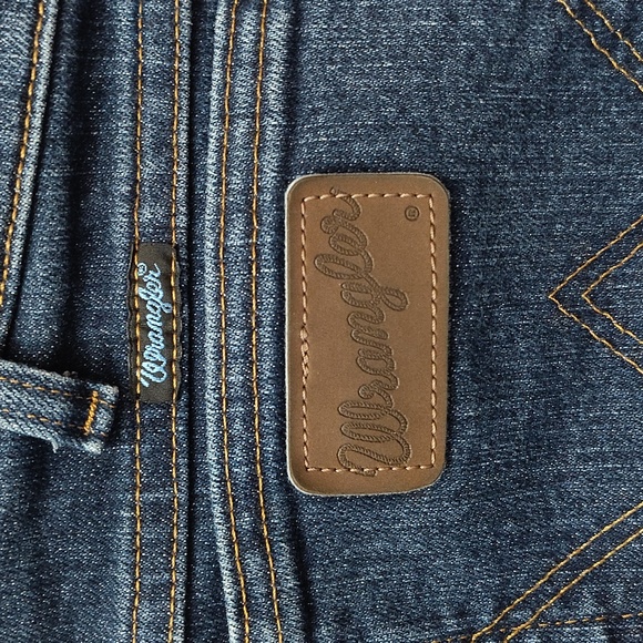 WRANGLER- MENS PREMIUM PERFORMANCE COWBOY CUT 47 REGULAR FIT 33X30 JEANS 👖👖👖 - Picture 2 of 14